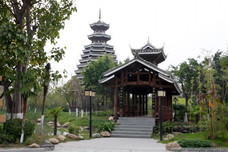 data-lemmaid="5312449">防腐木凉亭 /a> /b> b>--侗族鼓楼, /b>鼓楼