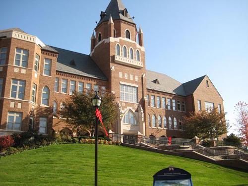 圣路易斯大学
