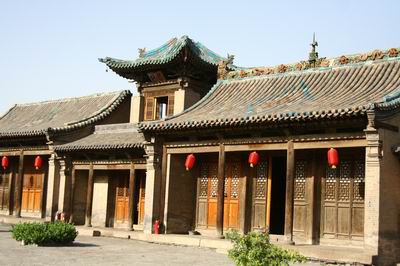  p>阳邑村历史悠久,位于太谷城东十公里,全村面积13807亩,地形以山区