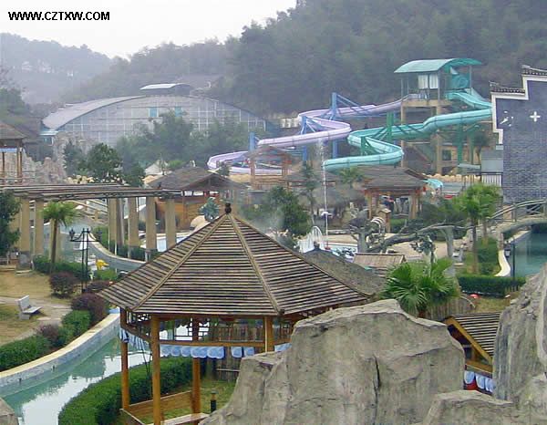  p data-id="gnzlkava90">龙女温泉位于湖南郴州市北湖区市郊乡铜坑湖