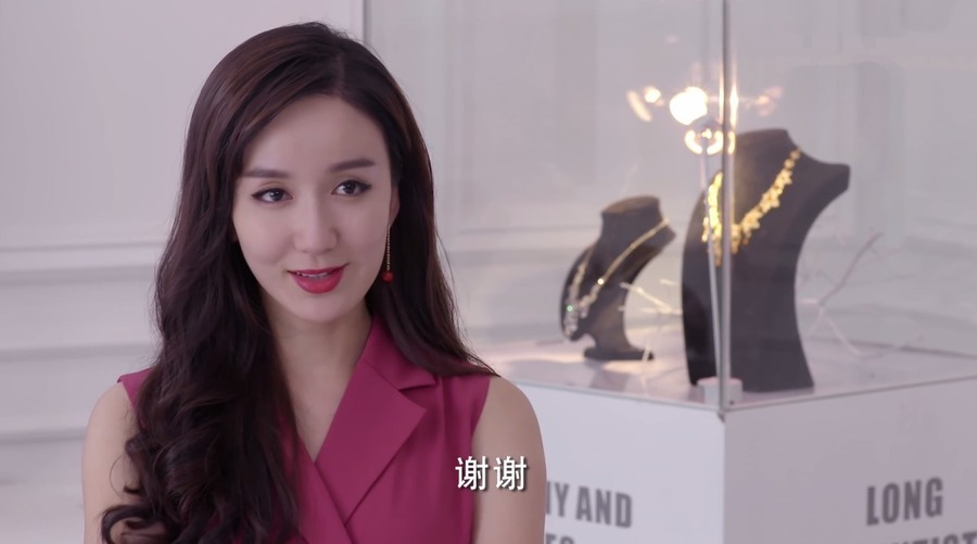  p>夏洛伊是在《 a target="_blank" href="/item/爱情珠宝/14895560"