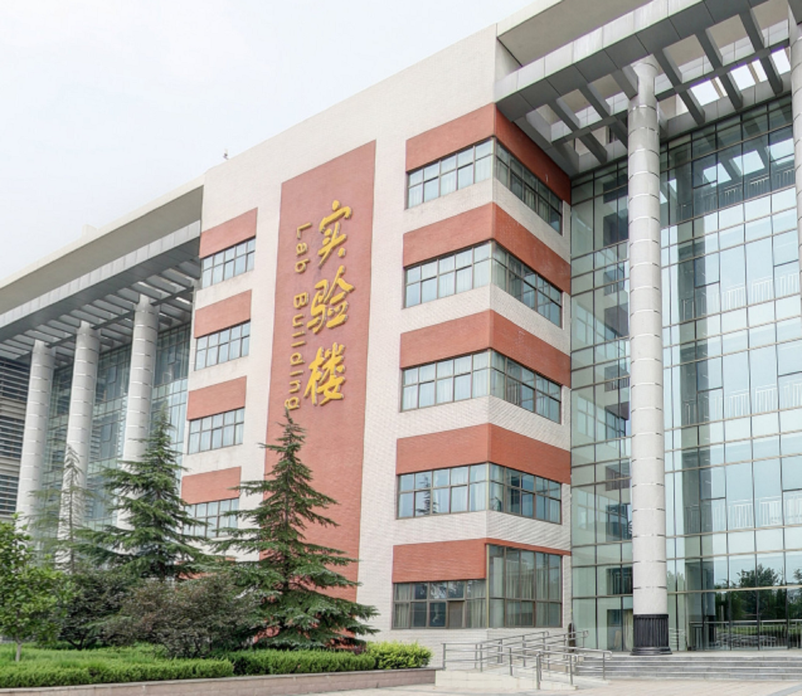  p>山东医学高等专科学校(shandong medical college)简称"山东医专