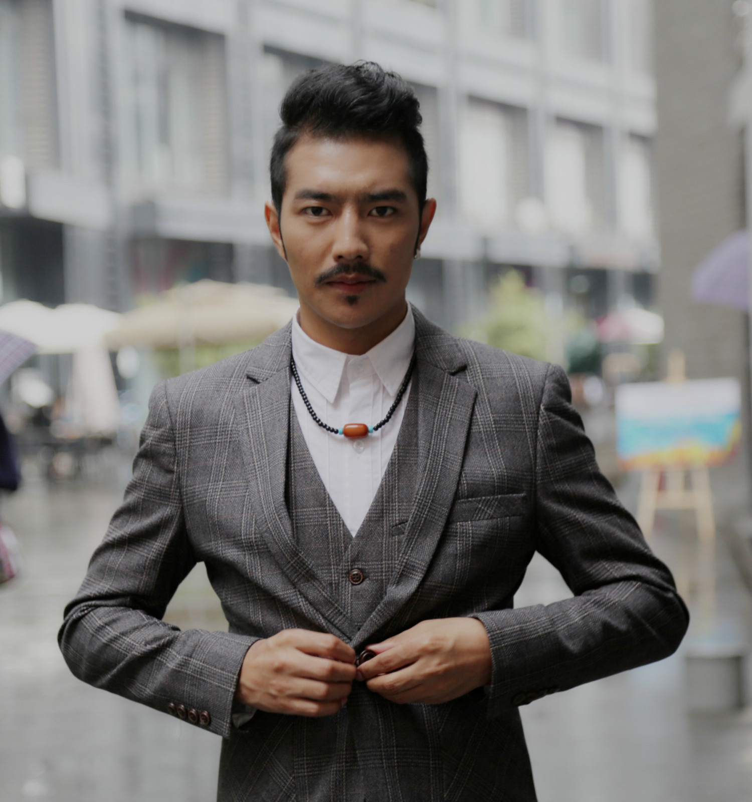  p data-id="go6dsbqch8">德格叶,1991年8月15日出生于青海省贵南县