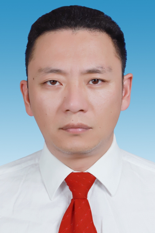  /p> p>现任云南省怒江州兰坪县委副书记,县人民政府党组书记,县长.