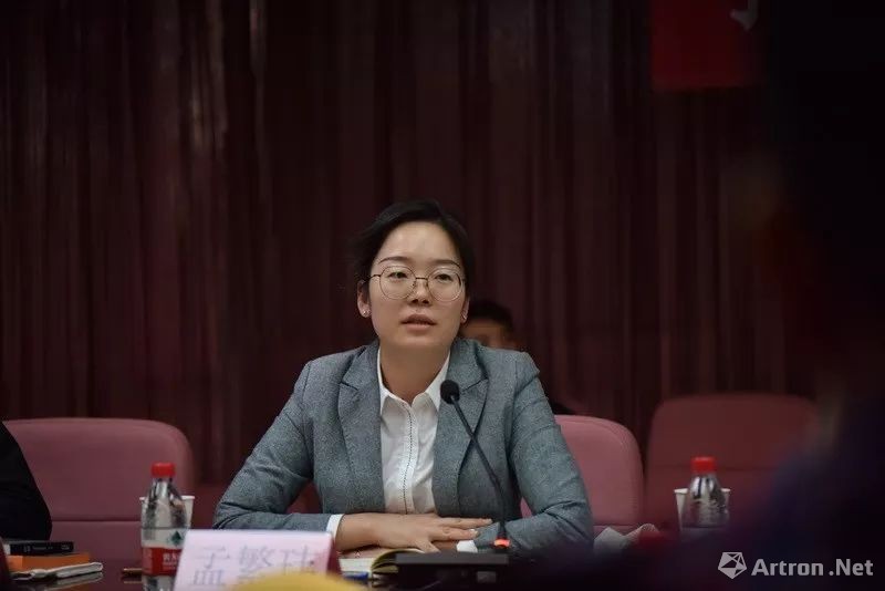 「雅昌快讯」“马语者 象·相” 李刚摄影专题研讨会在中国艺术研究院研究生院举行_百科TA说