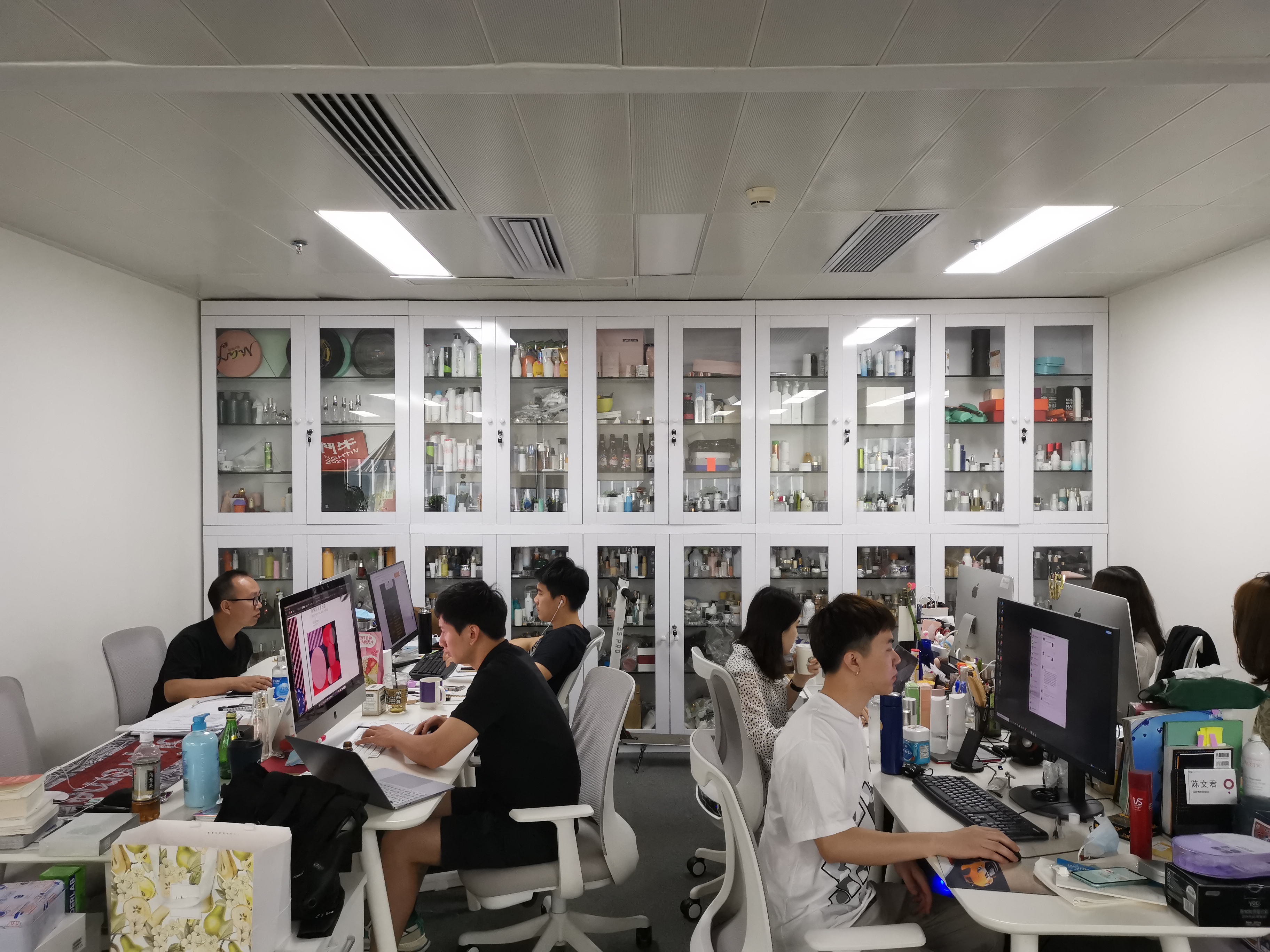 china,以下简称oib)由吴志刚创立于2012年.