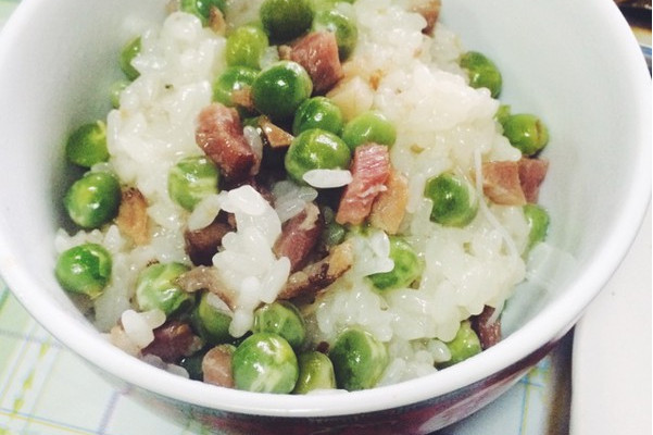 豌豆咸肉糯米饭