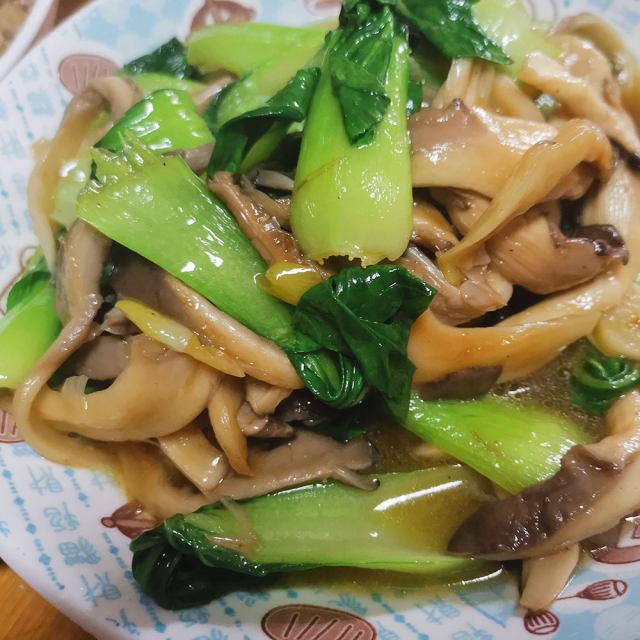 蘑菇青菜心