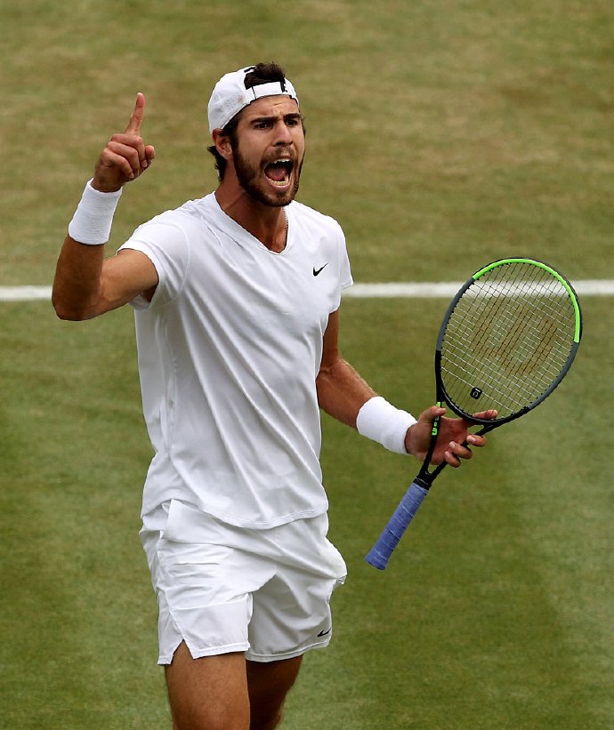 卡伦·卡恰诺夫