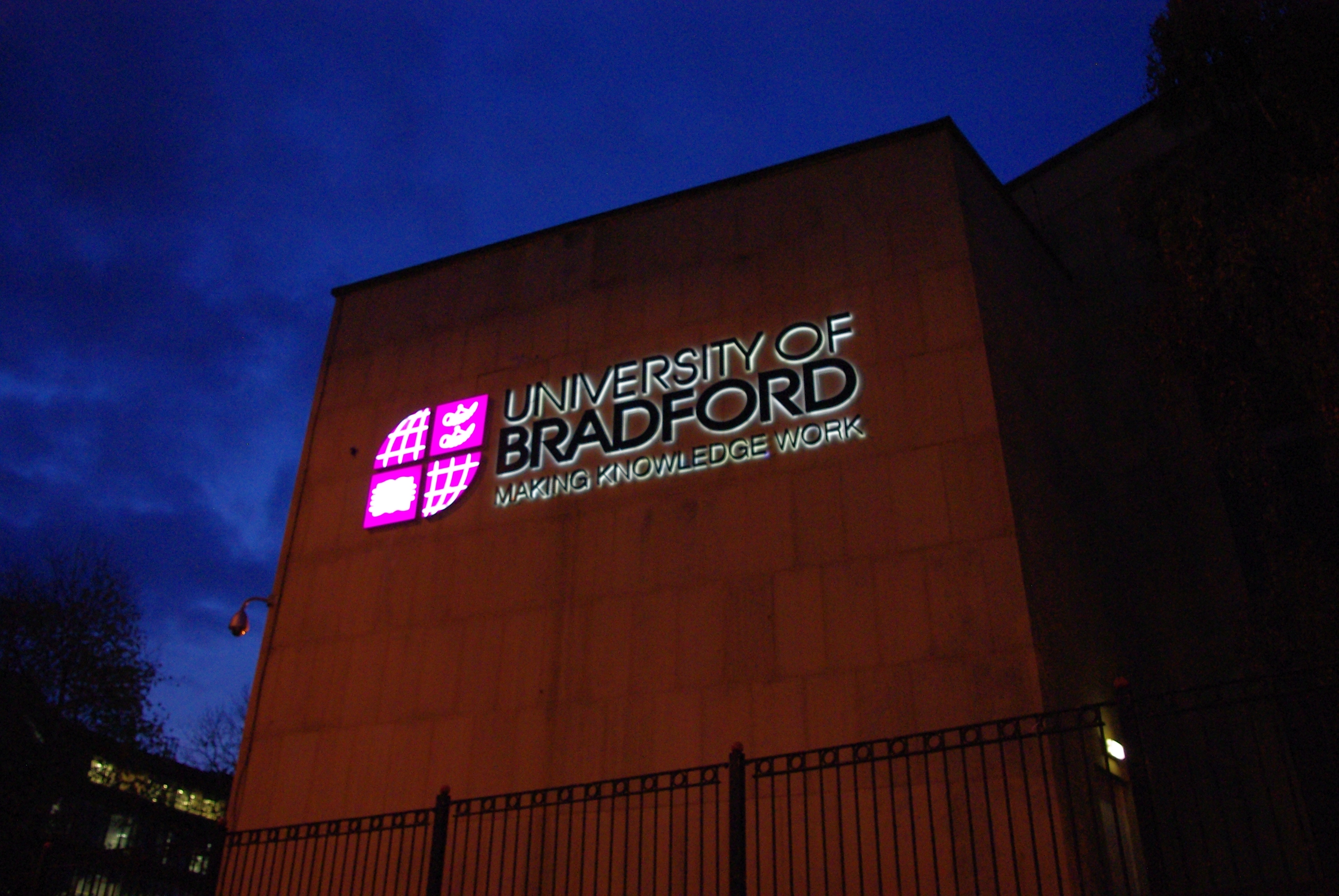  p data-id="go06icqjnb">布拉德福德大学(university of bradford)