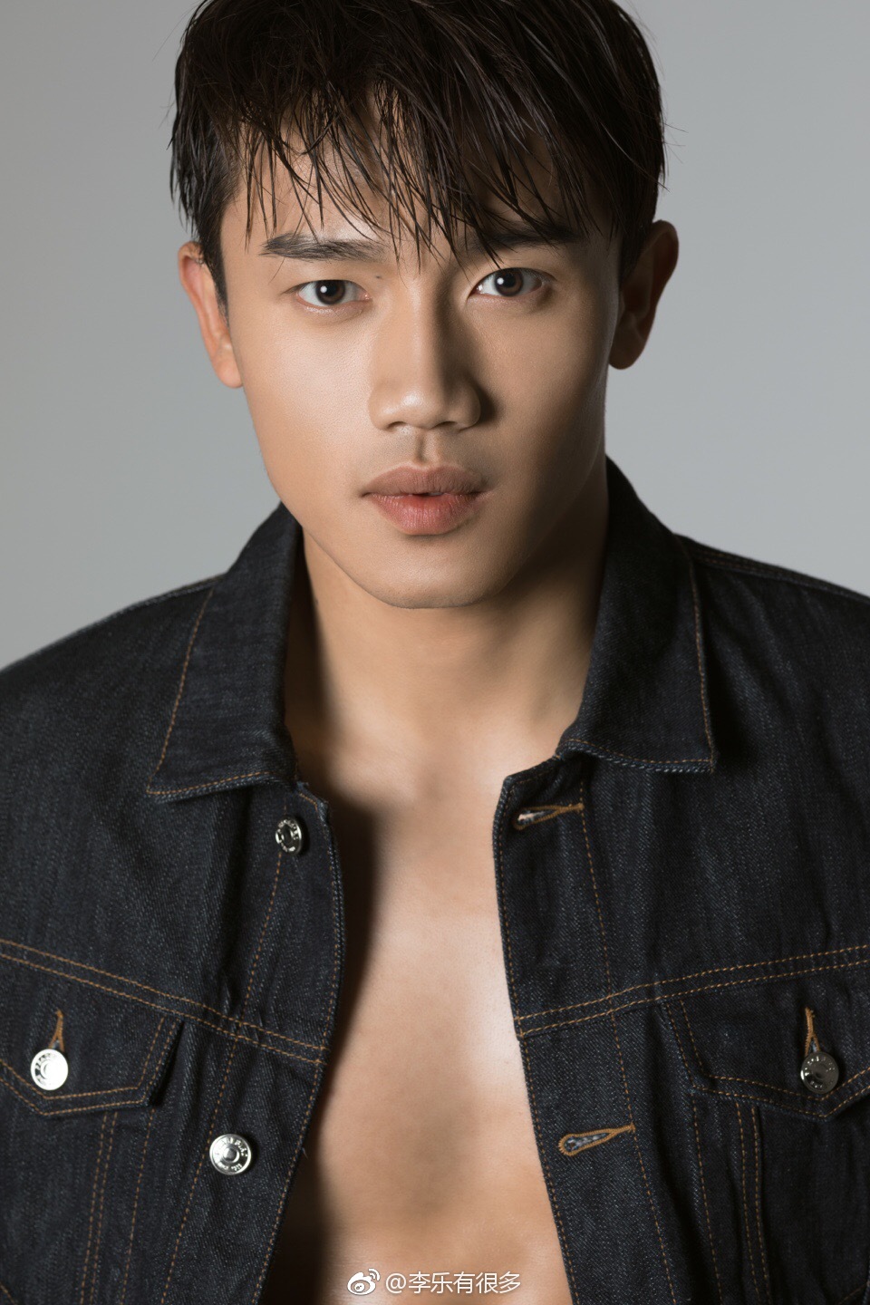  p>李乐,毕业于北京电影学院,中国内地男演员.