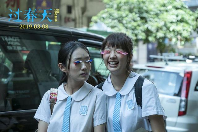 《过春天》这是我过的第一个春天，人总要在疼痛中长大_百科TA说
