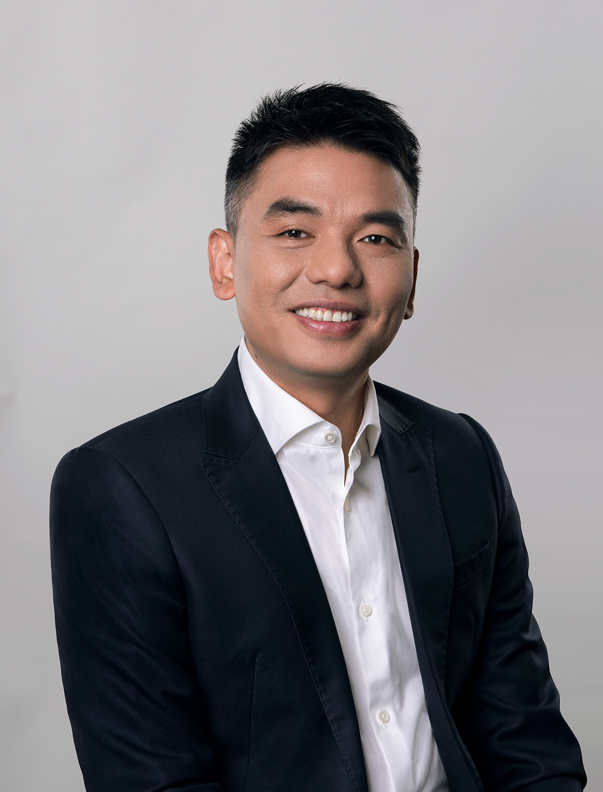 奉佑生,1979年出生,湖南永州人