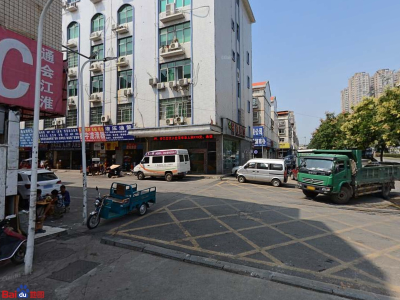  p>星沙汽配城小区位于长沙市开福月湖,由湖南汇成市场开发有限公司