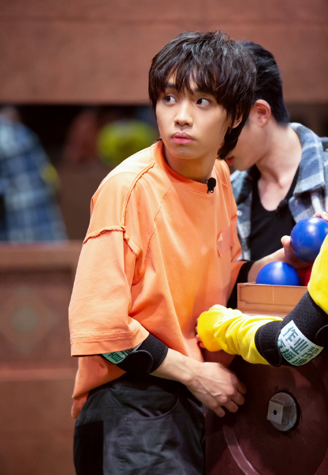 曾涵江,2000年5月