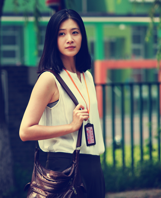  p>宋梓侨 i>(原名宋海梅) /i>,出生于辽宁省丹东市,毕业于 a target=