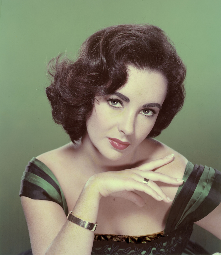  p>伊丽莎白·泰勒(elizabeth taylor,1932年2月27日—2011年3月23日)