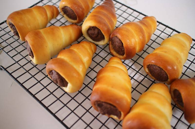  p>巧克力螺旋面包的外形酷似 a target="_blank" href="/item/海螺