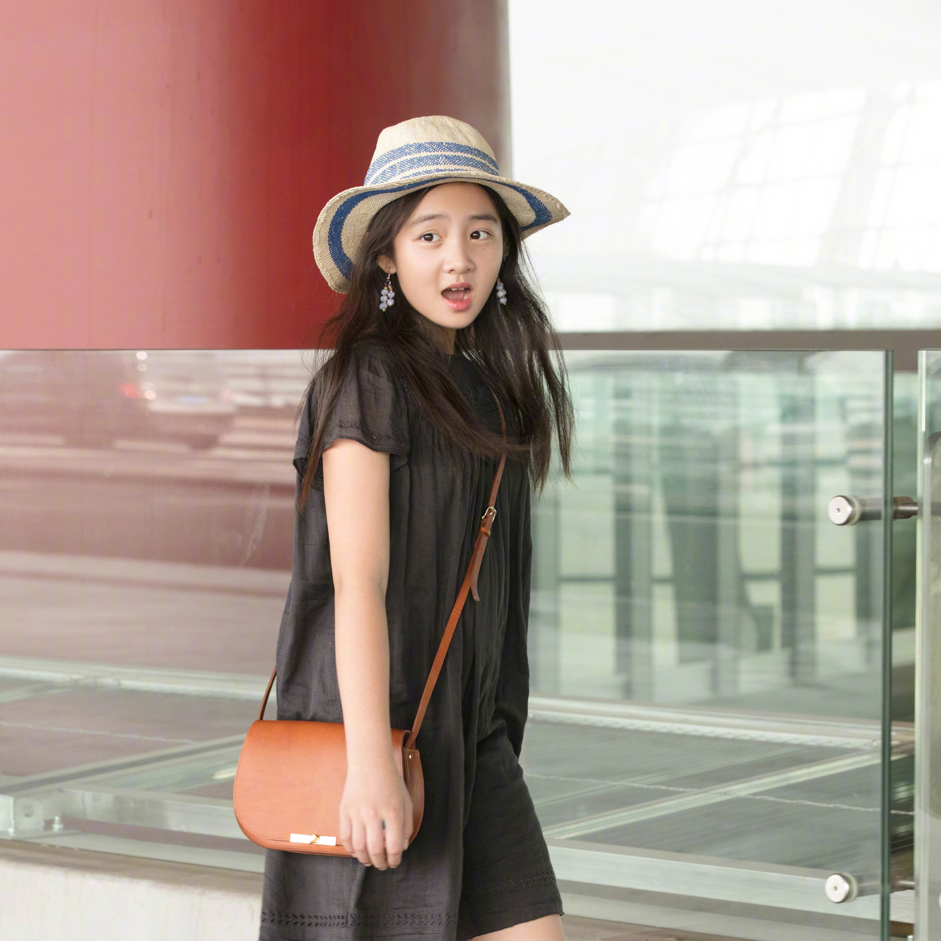  p data-id="go146hlegz">黄忆慈(christine),演员 a target="_blank"