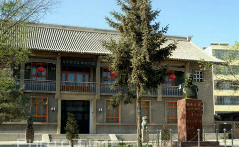  p>艾黎博物馆落在山丹县文化街,是由 a target="_blank" href="/item