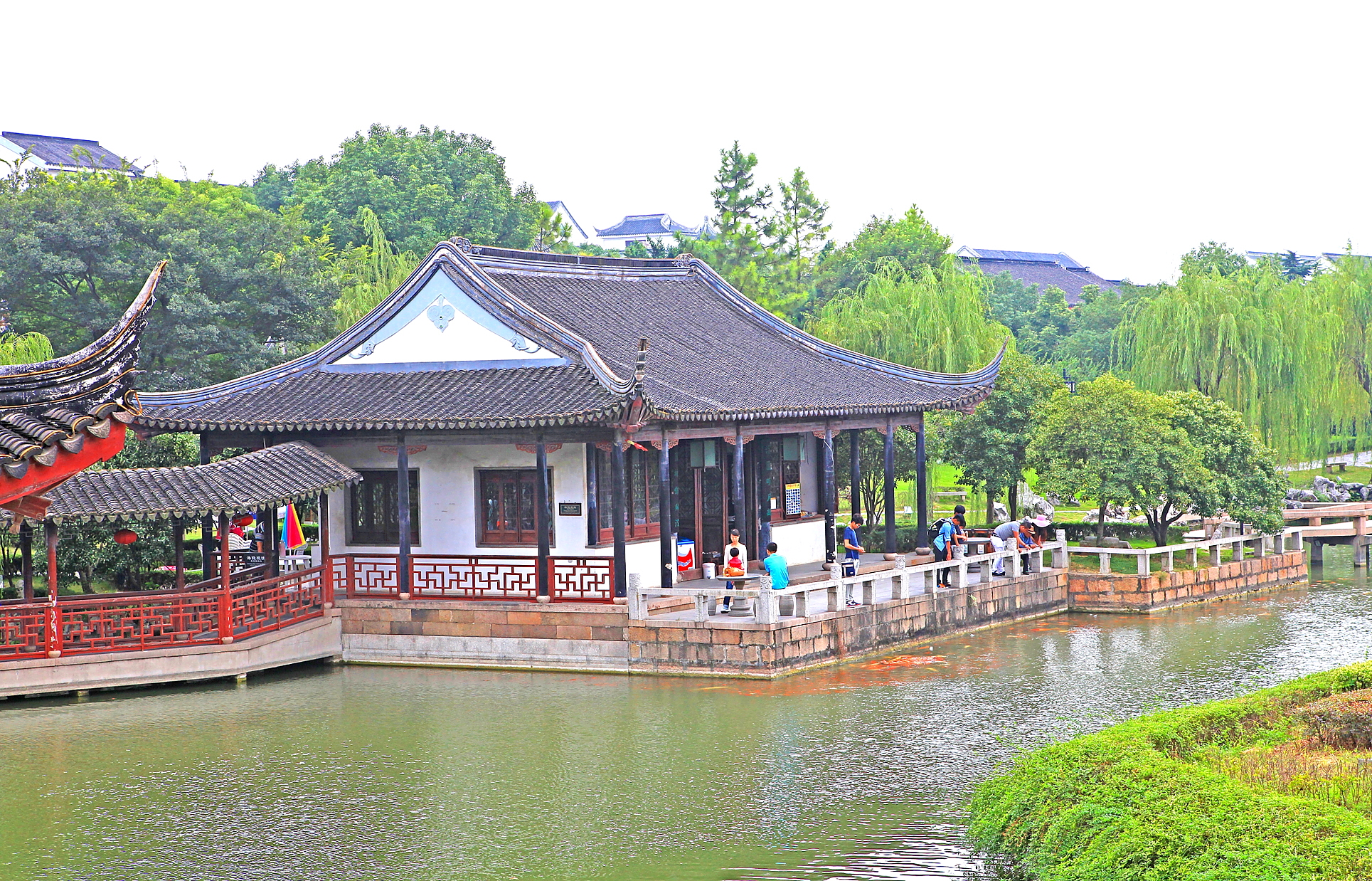  p>沧浪区,原苏州市辖区,位于 a target="_blank" href="/item/中国