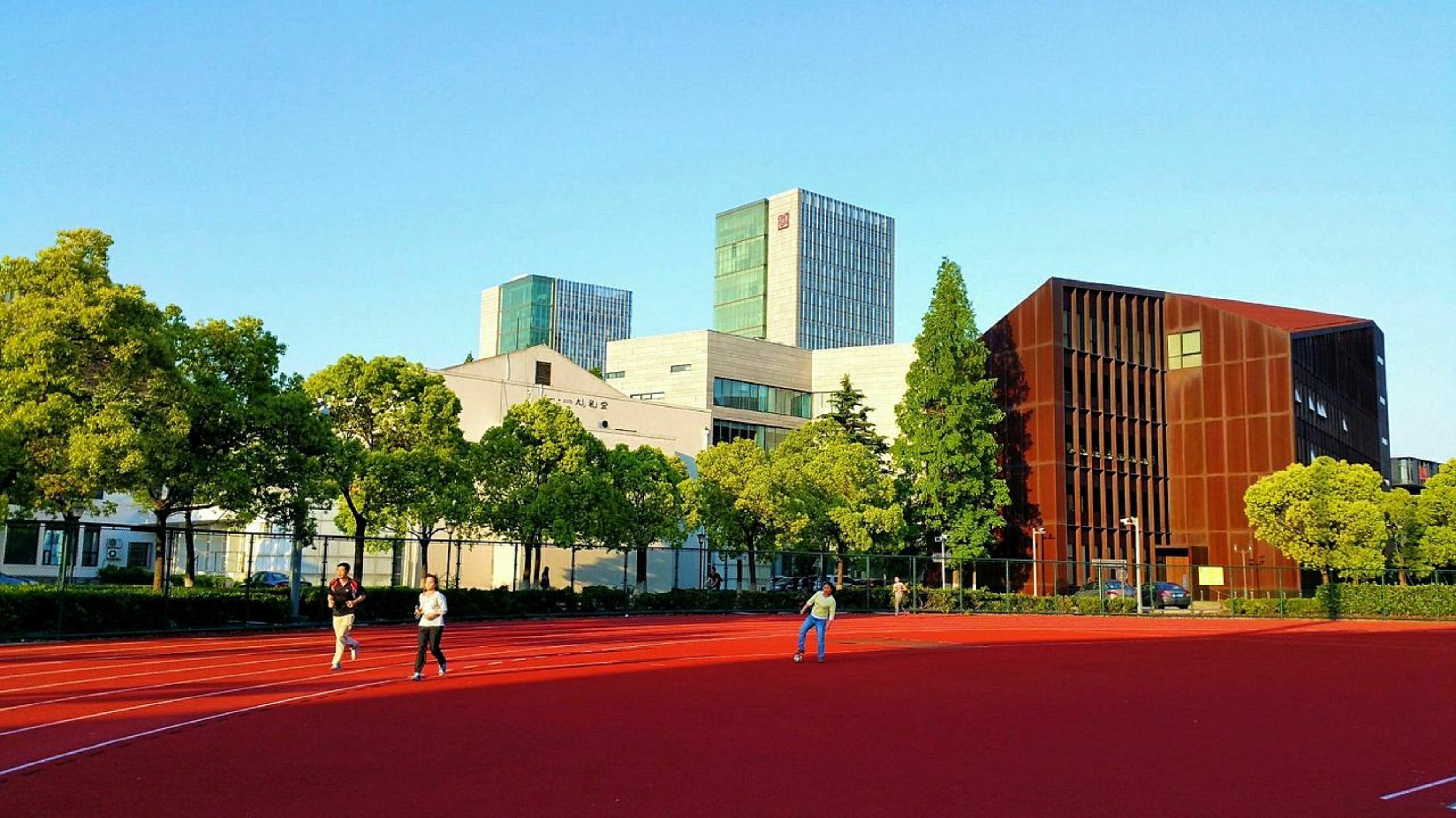 同济大学