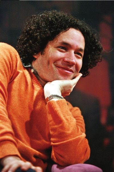  p data-id="gnvk5d5uzy">古斯塔夫·杜达梅尔(gustavo dudamel),1981