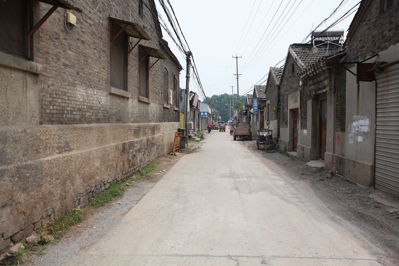  p data-id="gnyuo99ulf">龙虎巷,位于南京市浦口区南门,呈南北走向