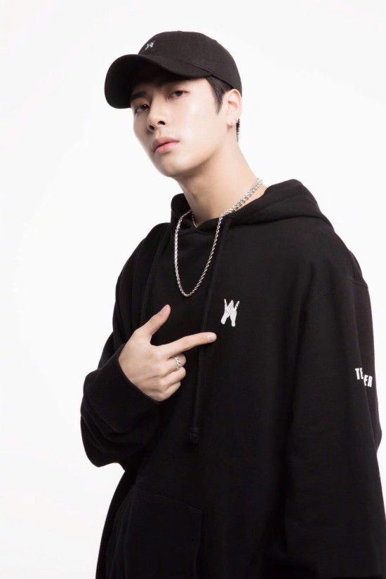  p>王嘉尔(jackson wang/      ),1994年3月28日出生于香港,中国香港