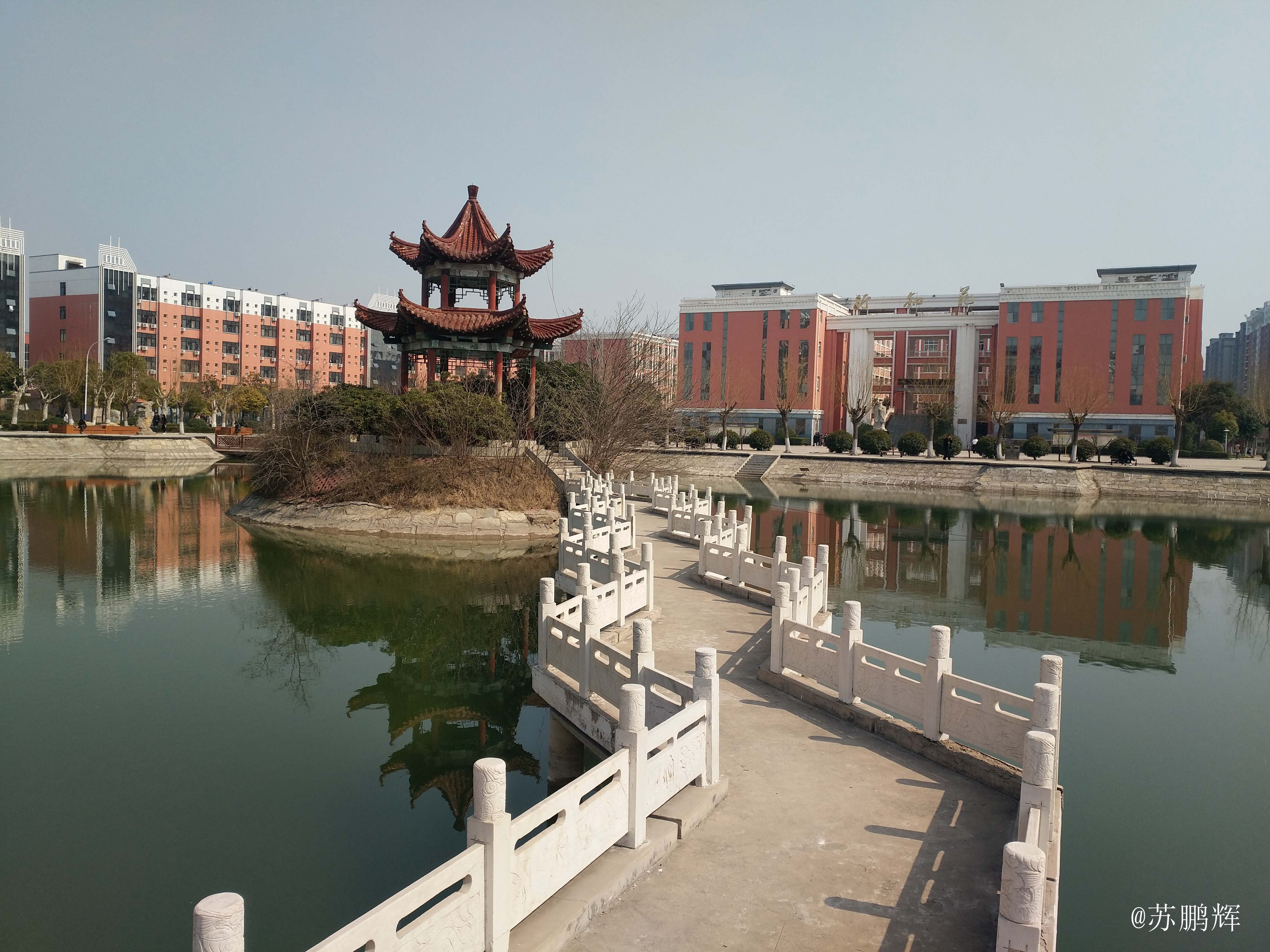  p> a target="_blank" href="/item/商丘工学院/1372150" data-lemma