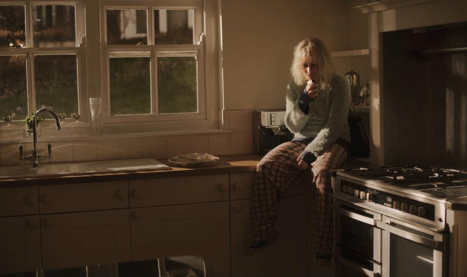 金伯莉· a target="_blank" href="/item/尼克松">尼克松 /a>, a