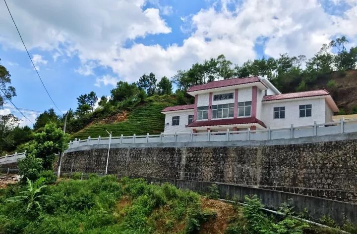  p data-id="gnbq8tssjn">五华县新丰寨休闲农业旅游区位于 a target=