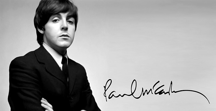 1942年6月18日出生于英国英格兰默西赛德郡利物浦,英国男歌手,词曲