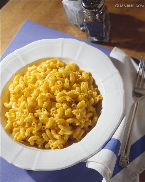  p>通心粉亦称通心面,在国外已是极普通的面制品之一,我国 a target="