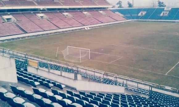 成都龙泉足球场