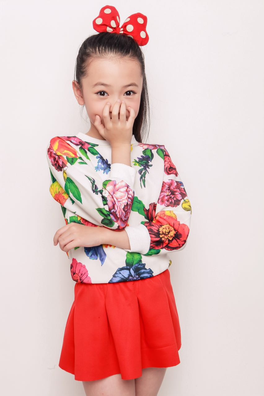  p data-id="gnbr3dhcjf">葛莉莎,是江浙地区著名童模.