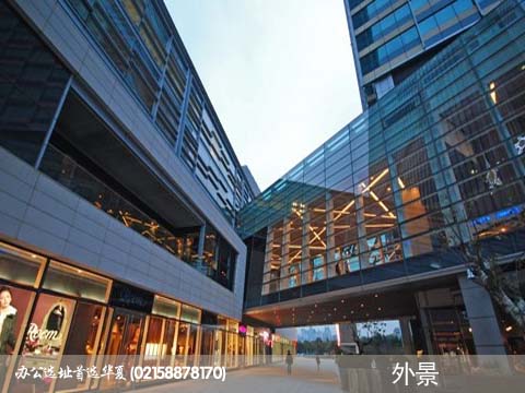 嘉里城位于浦东花木核心地段,交通十分便利,出门即是地铁七号线花木路