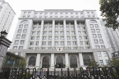  p>上海市人民检察院是本市的 a target="_blank" href="/item/法律