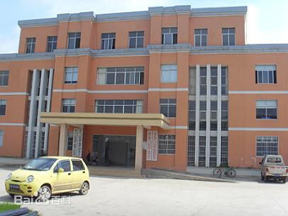  p>丁旗镇居民委员会,共有人口1638人,其中农业人口304人.