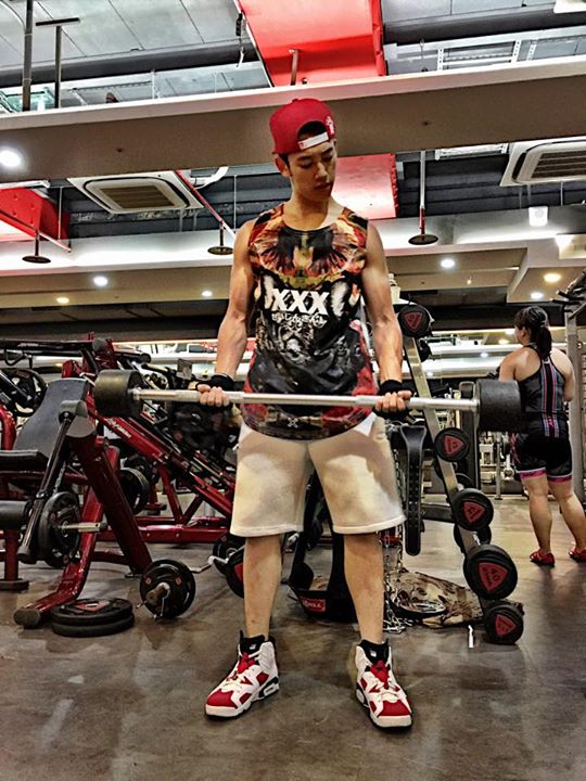 ,1993年11月1日出生于台湾省台北市,中国台湾影视男演员