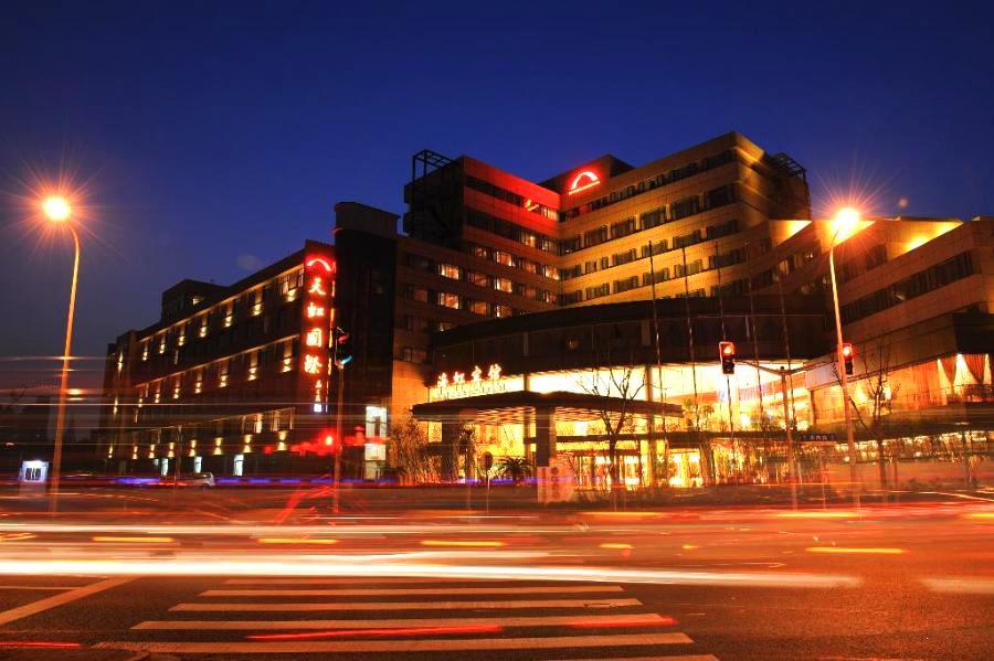  p>上海天虹国际大酒店地处虹口区水电路,为五角场,大宁国际,虹口足球