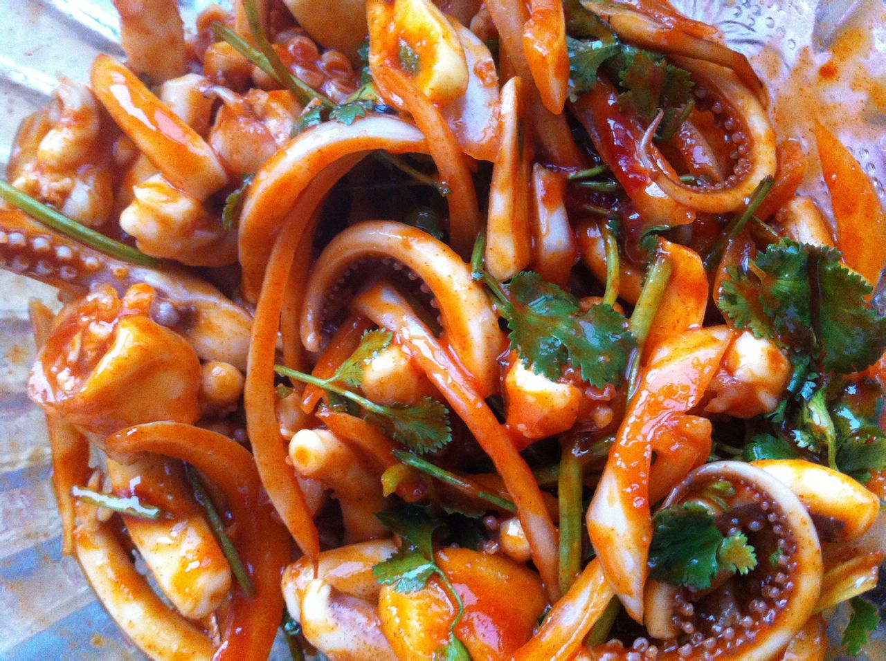  p>韩式拌鱿鱼须是以鱿鱼须为主料的菜品 /p>