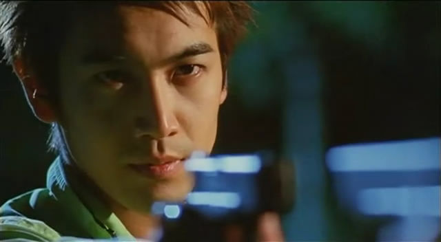  p>《险角》是2001年09月20日上映的动作片,由 a href="#" data-lemma