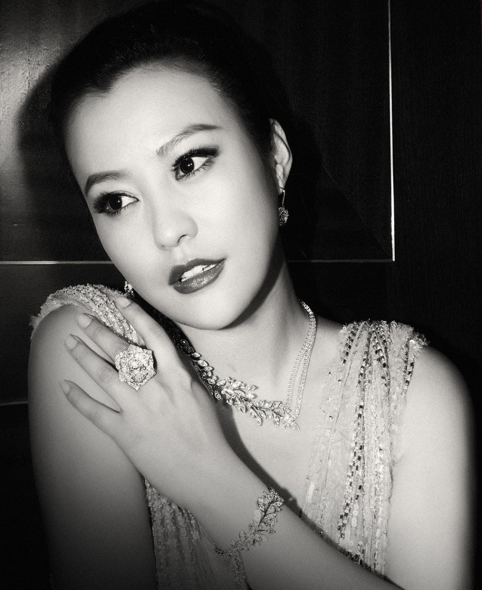  p>郝蕾,1978年11月1日出生于吉林省通化市东昌区,中国内地女演员