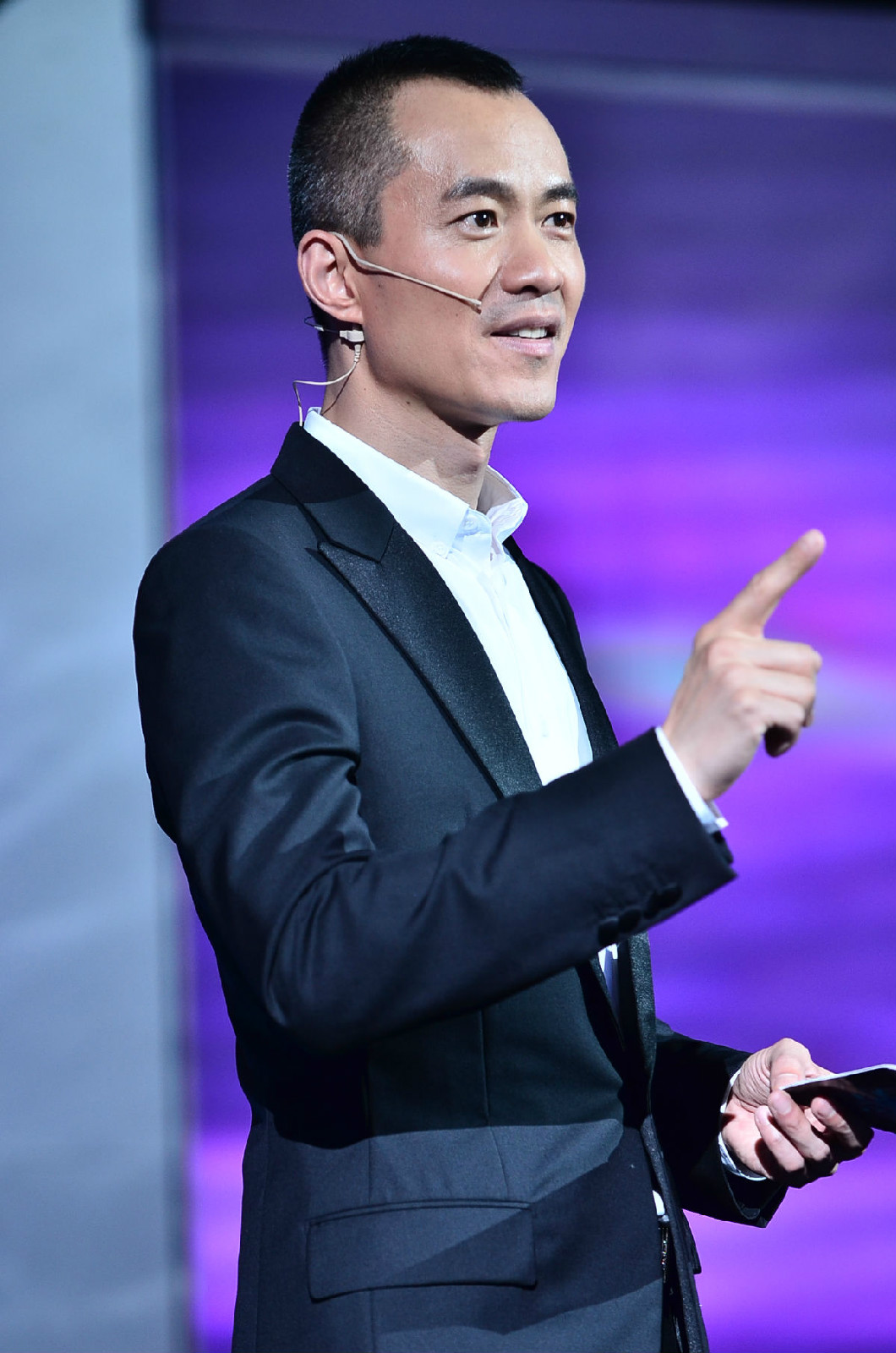 邱启明