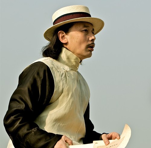  p>《让子弹飞》是由 a target="_blank" href="/item/姜文/1168186"