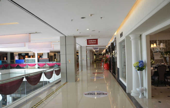  p>联结福家居广场总建筑面积达50000平方米,是一座拥有现代化专业