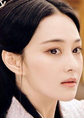 张馨予