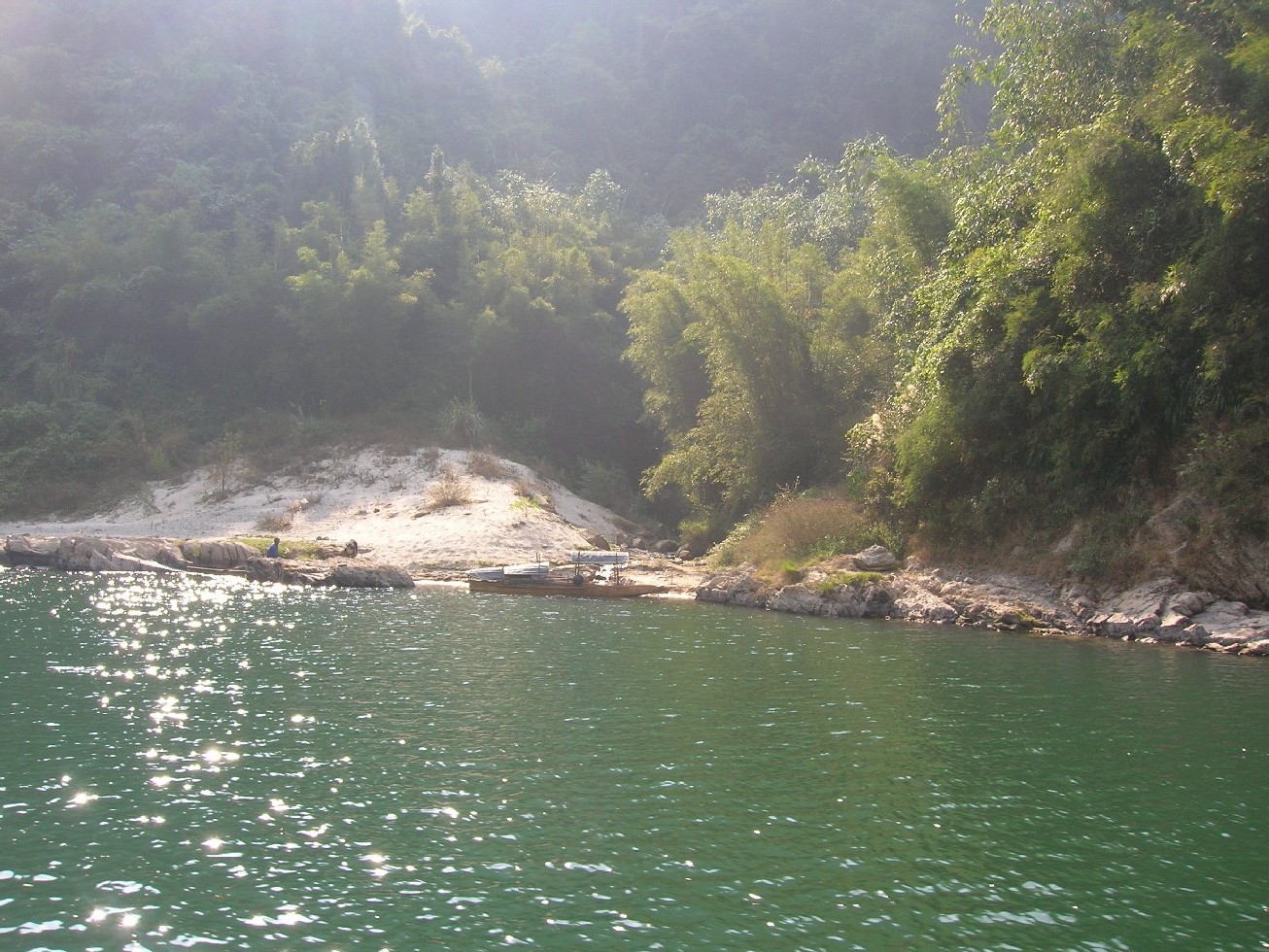  p data-id="gnx15lh2eb">融水贝江风景区,位于