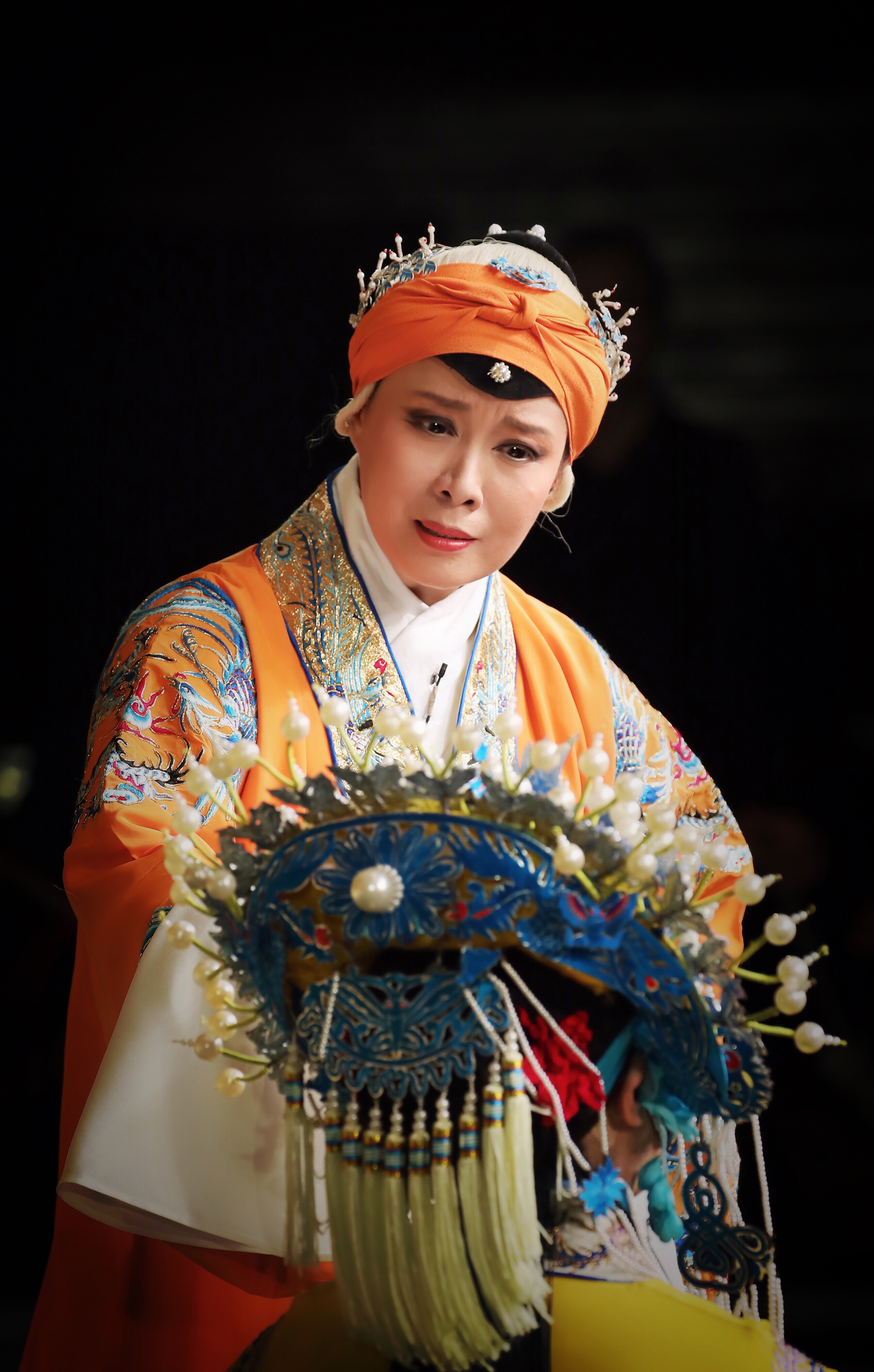  p data-id="gnzwxpx7t3">翟墨,女,中国京剧老旦演员, a target="